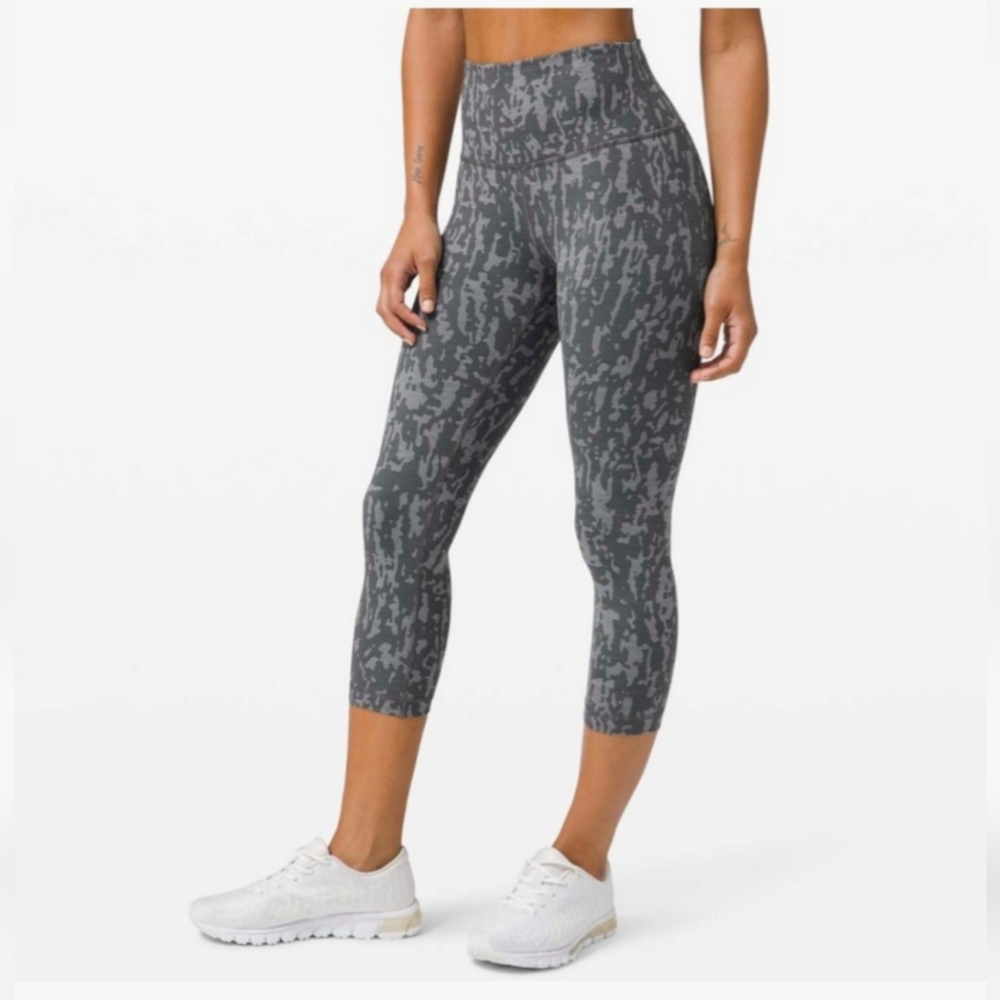 Lululemon Wunder Train 21"